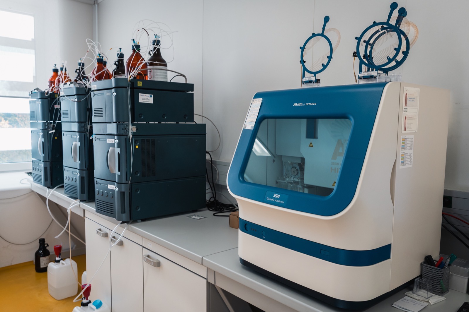 GlycanAge laboratory equipment